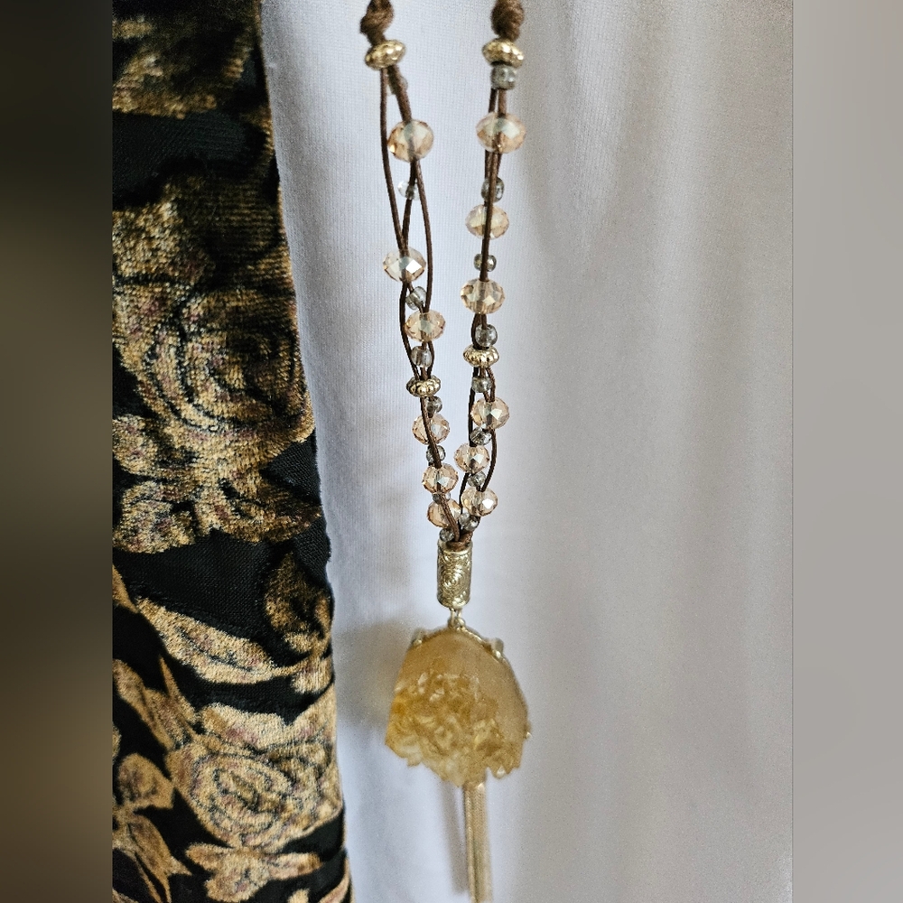 BOHO Beaded Pendant Necklace with Tassle💛